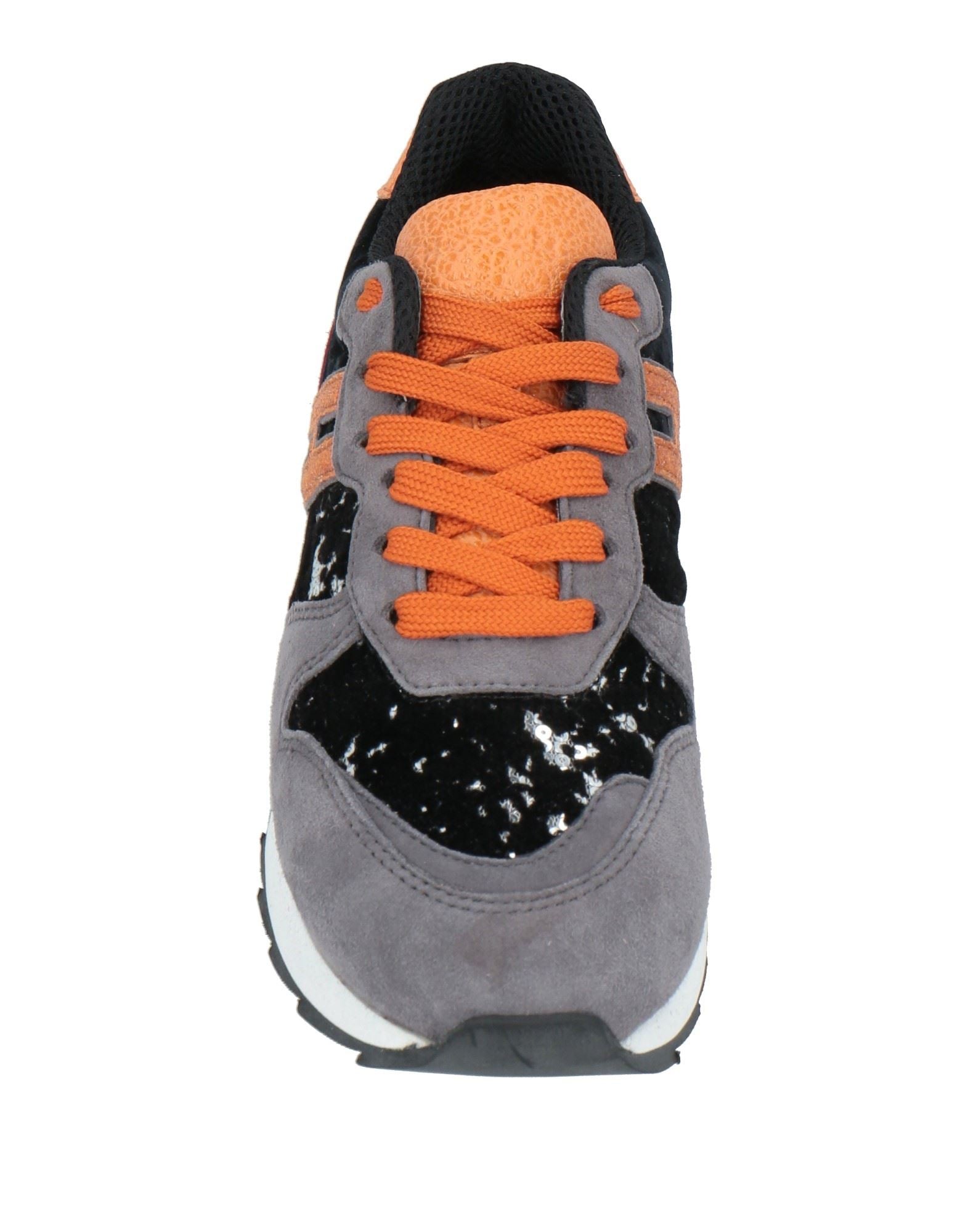 HOGAN Sneakers