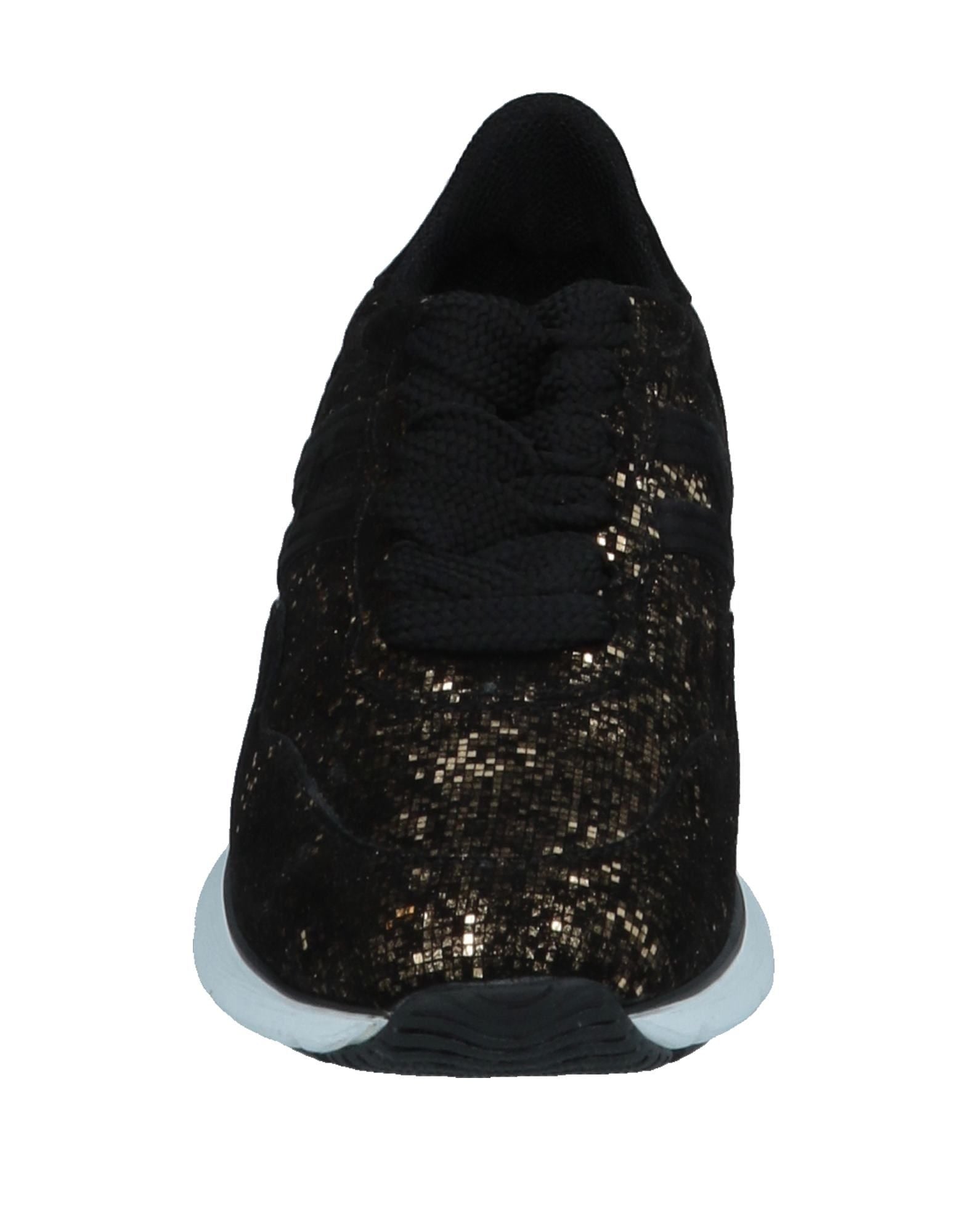 HOGAN Sneakers