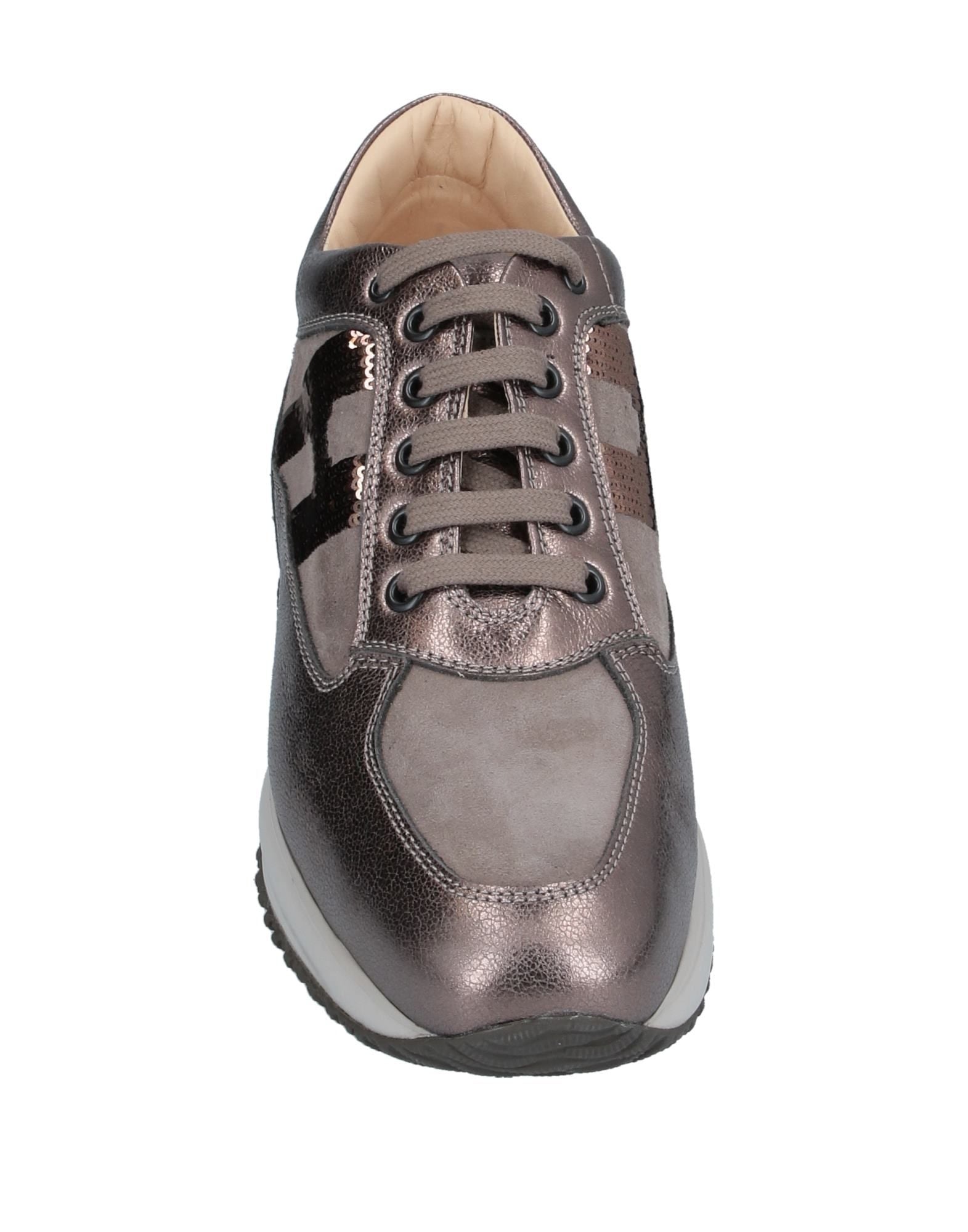 HOGAN Sneakers