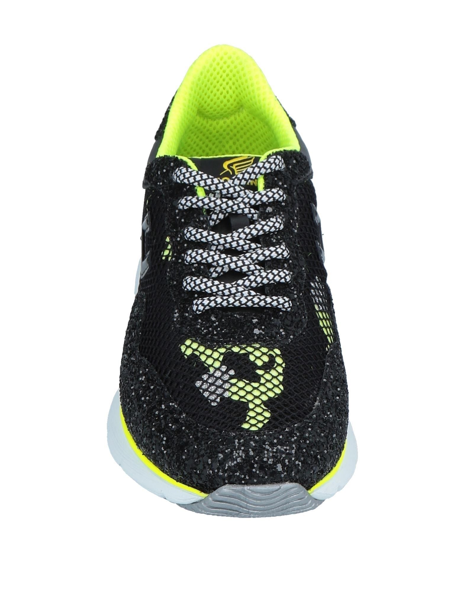 HOGAN Sneakers