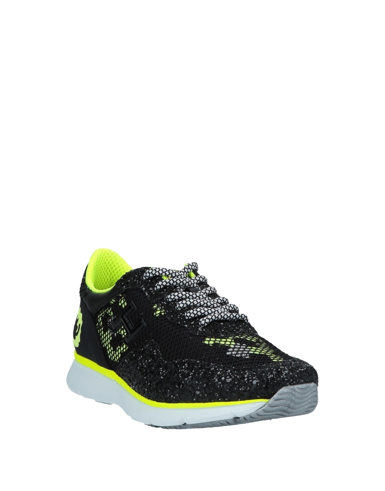 HOGAN Sneakers