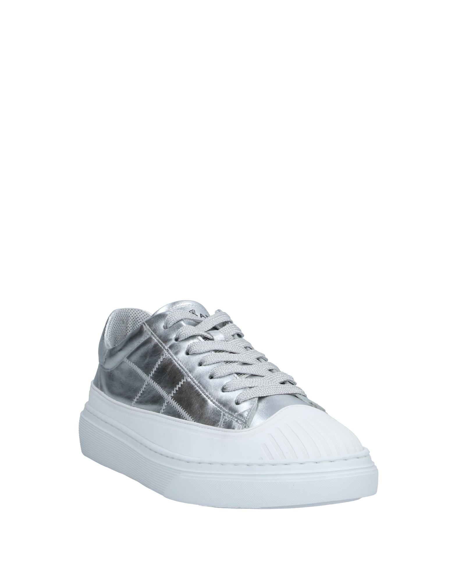 HOGAN Sneakers