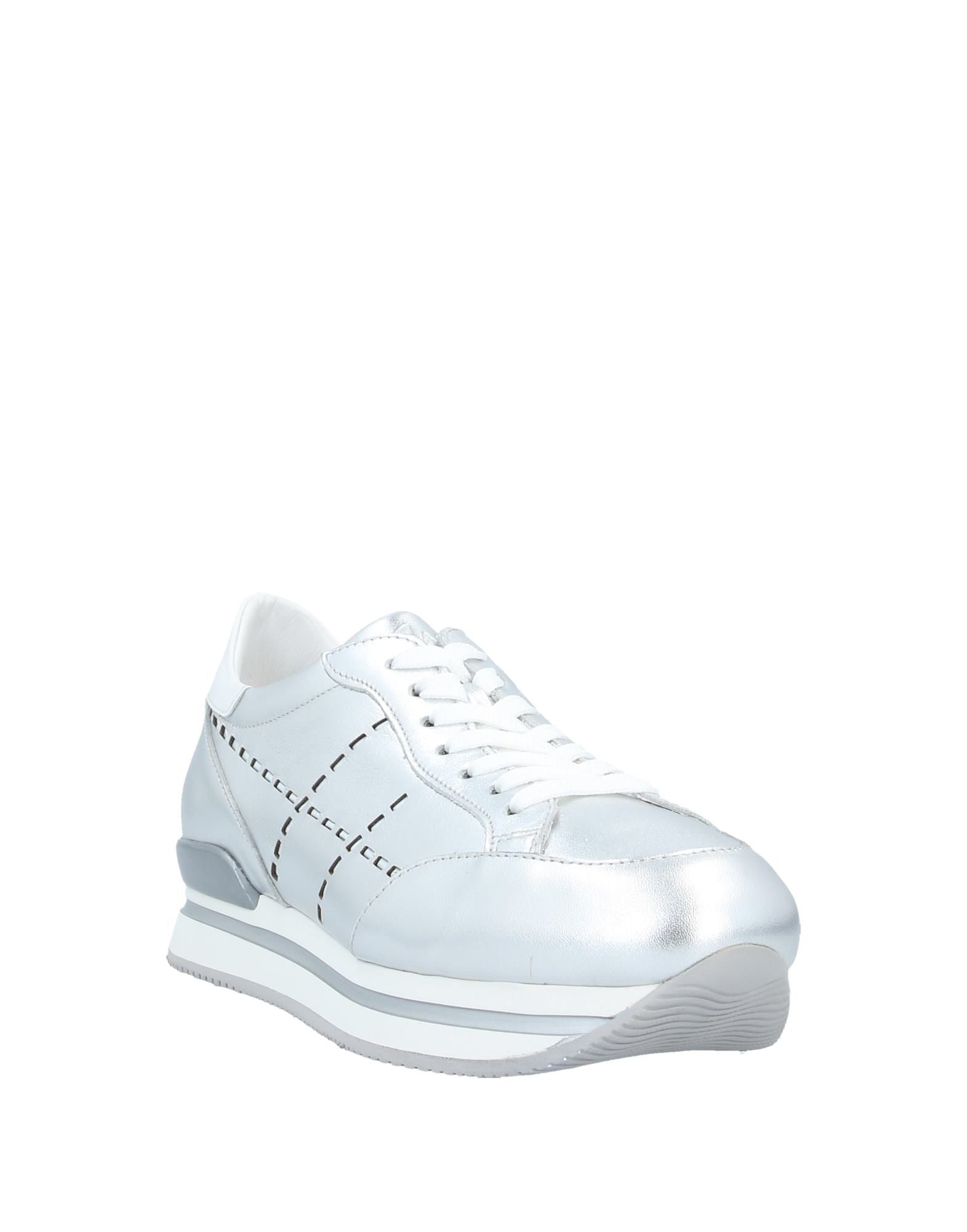 HOGAN Sneakers
