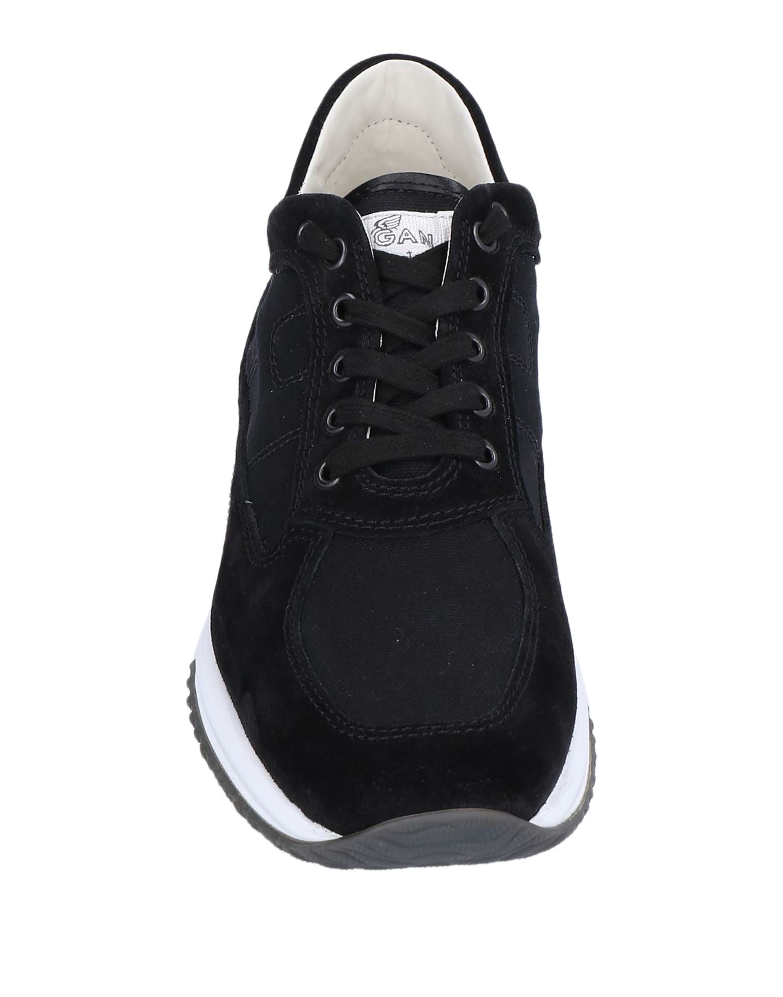 HOGAN Sneakers