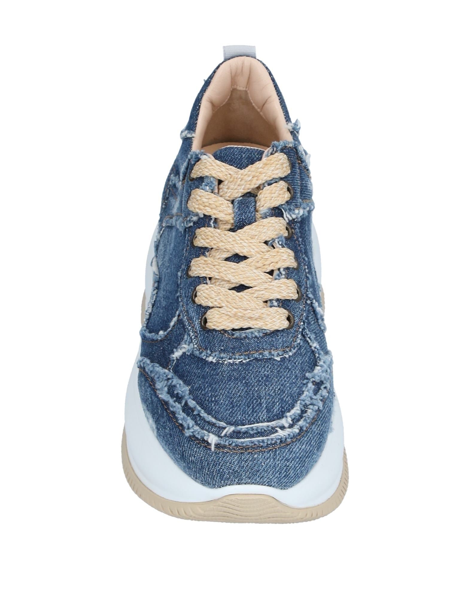 HOGAN Sneakers
