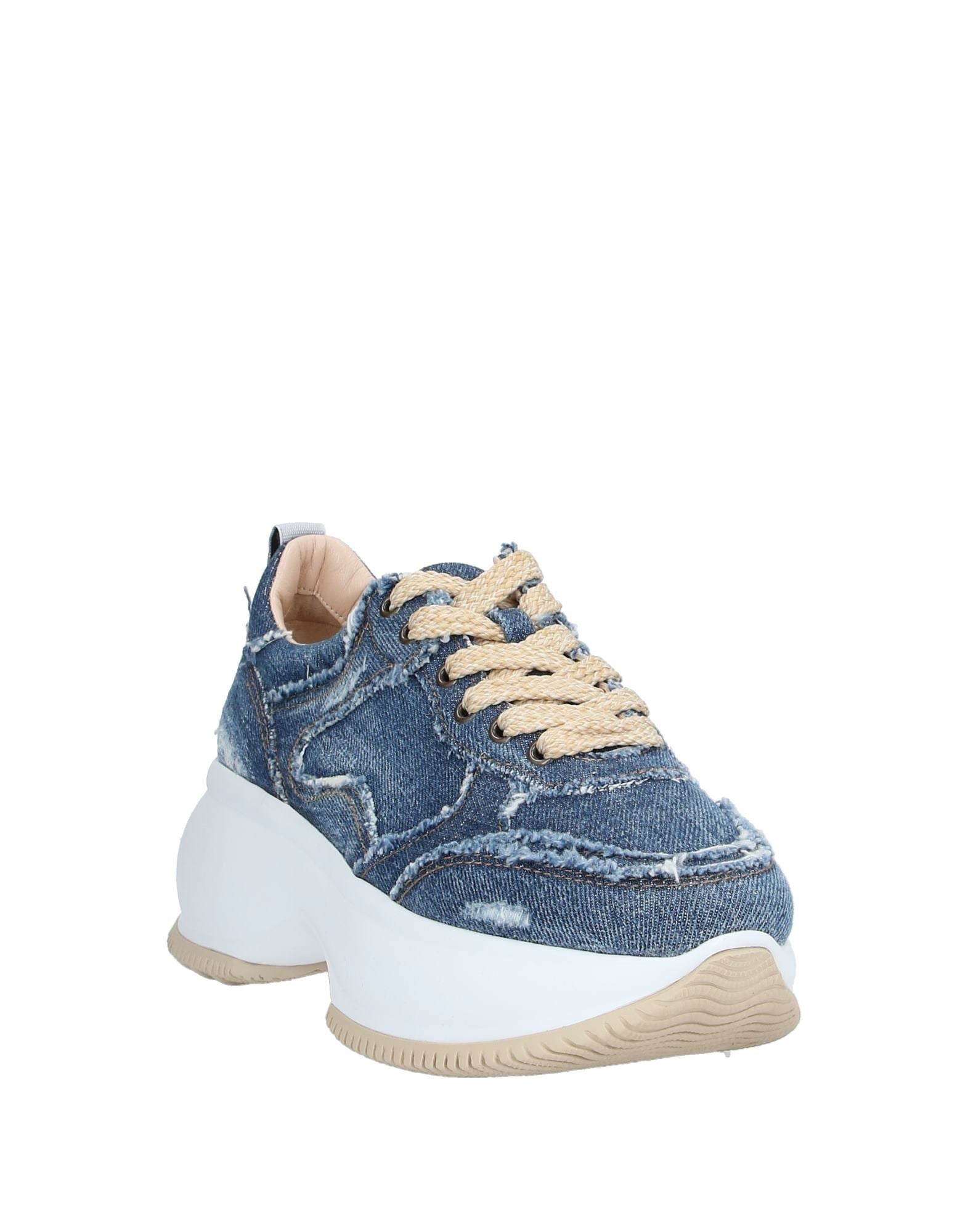 HOGAN Sneakers