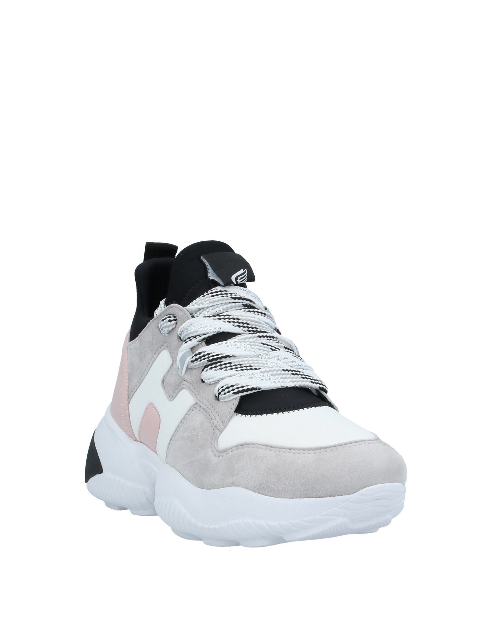HOGAN Sneakers