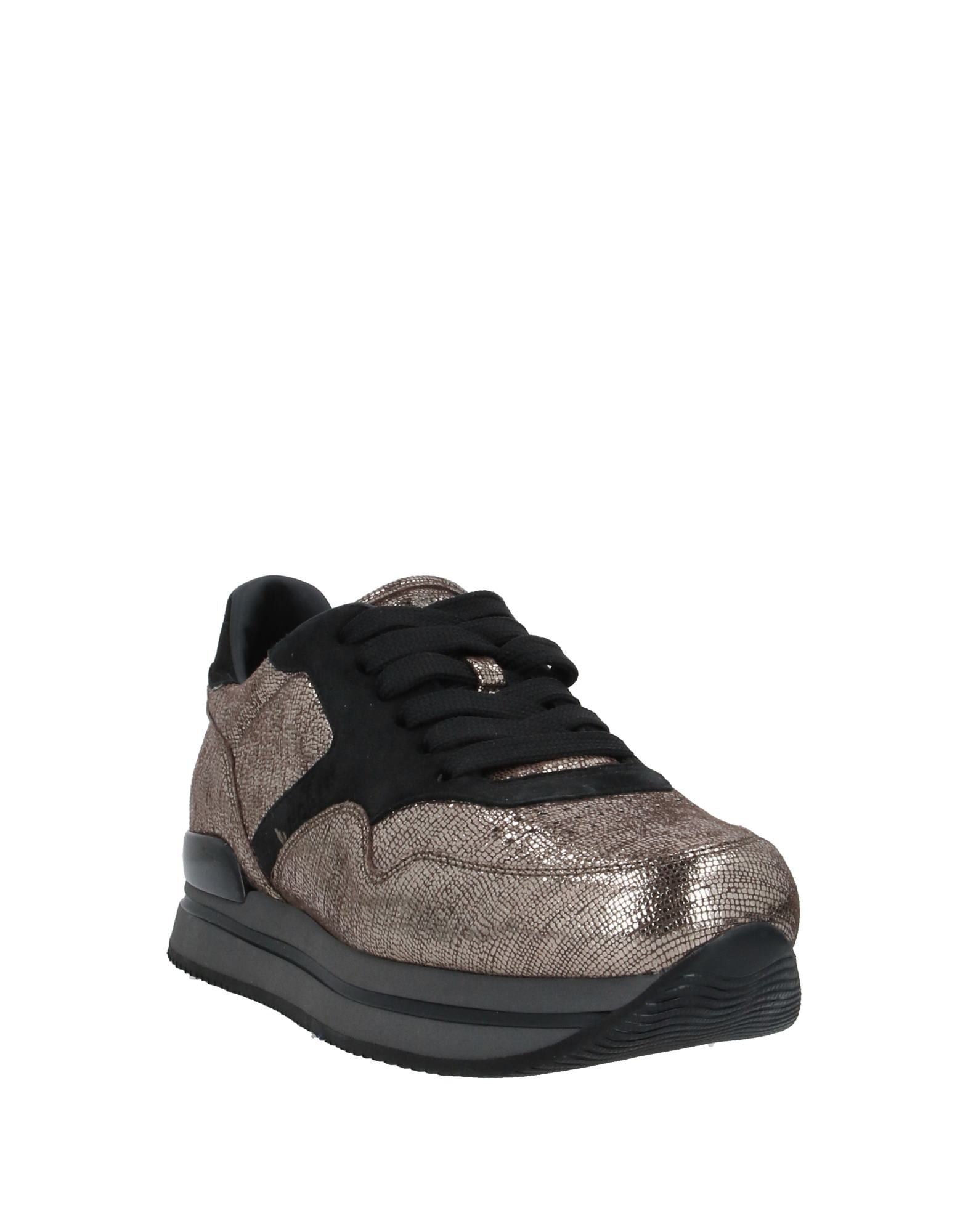 HOGAN Sneakers