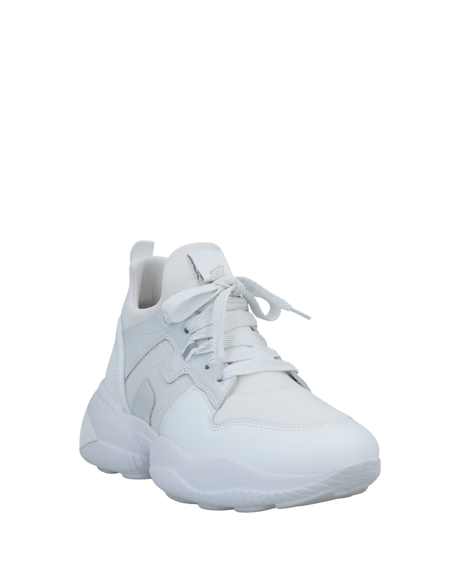 HOGAN Sneakers