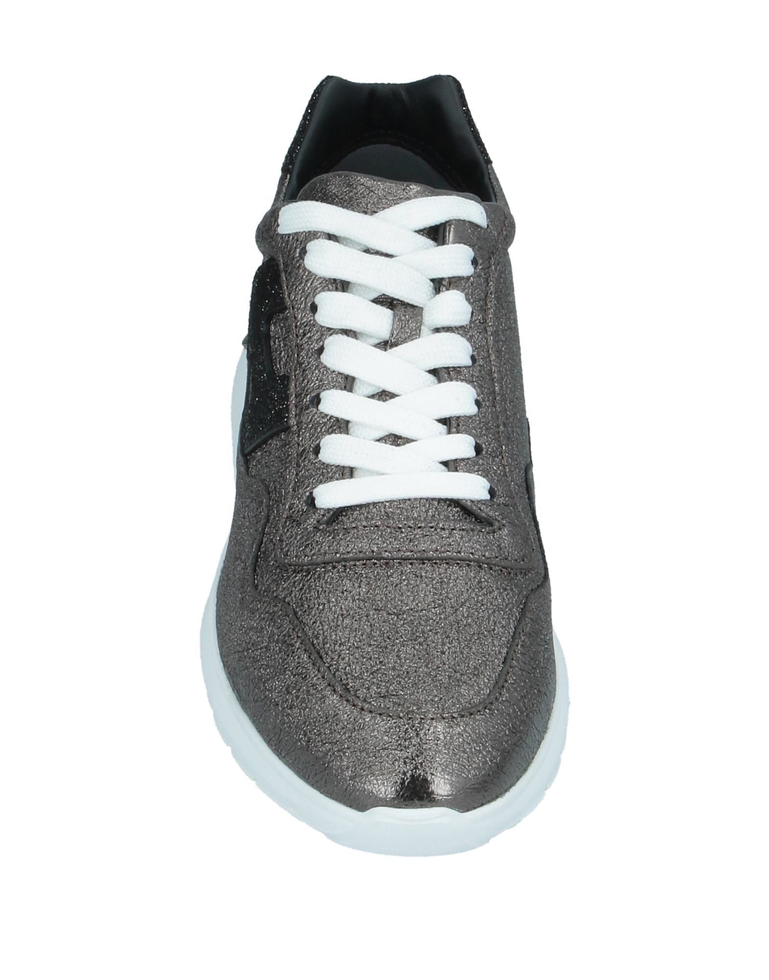 HOGAN Sneakers
