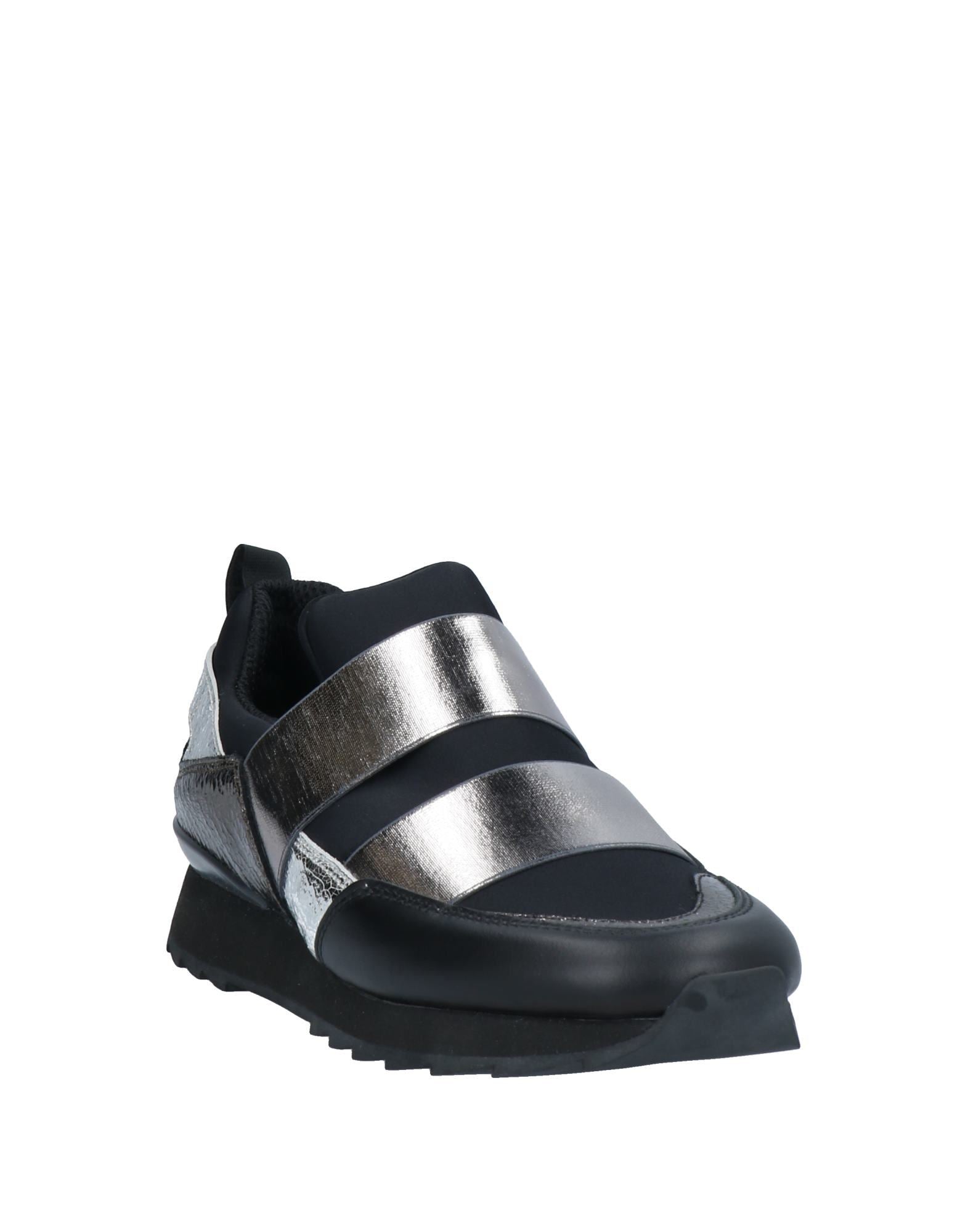 HOGAN Sneakers