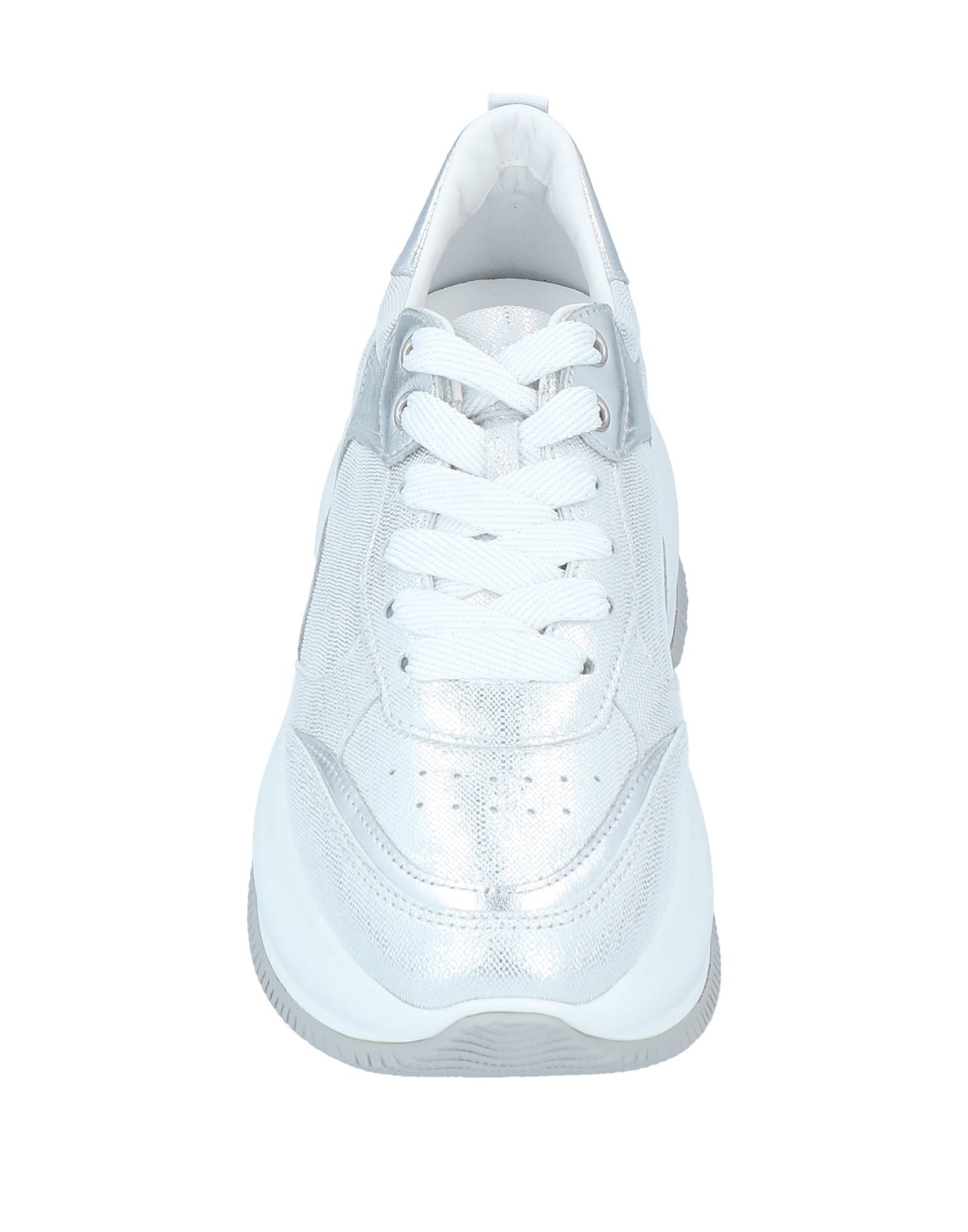 HOGAN Sneakers
