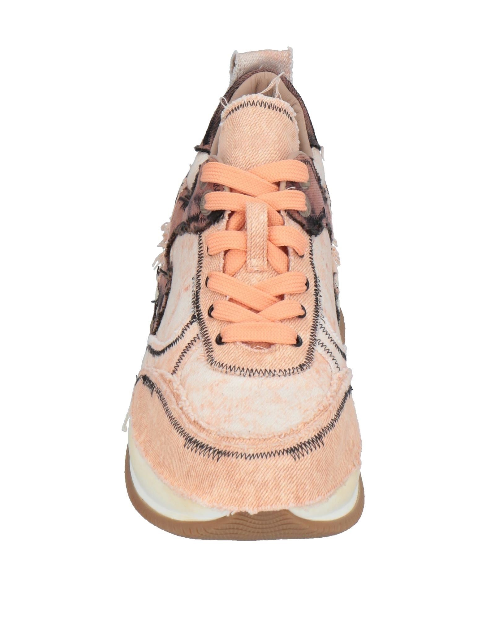 HOGAN Sneakers
