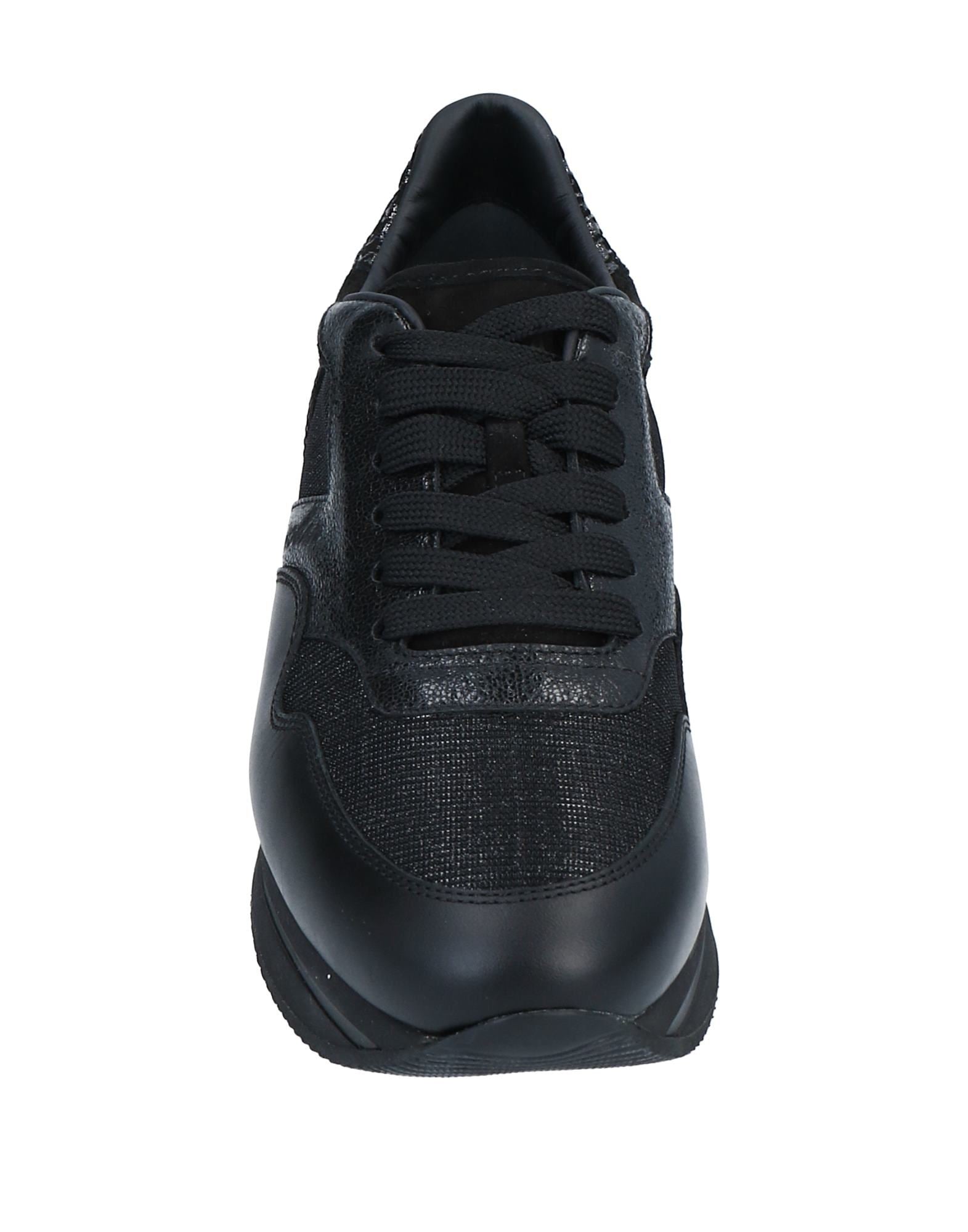 HOGAN Sneakers