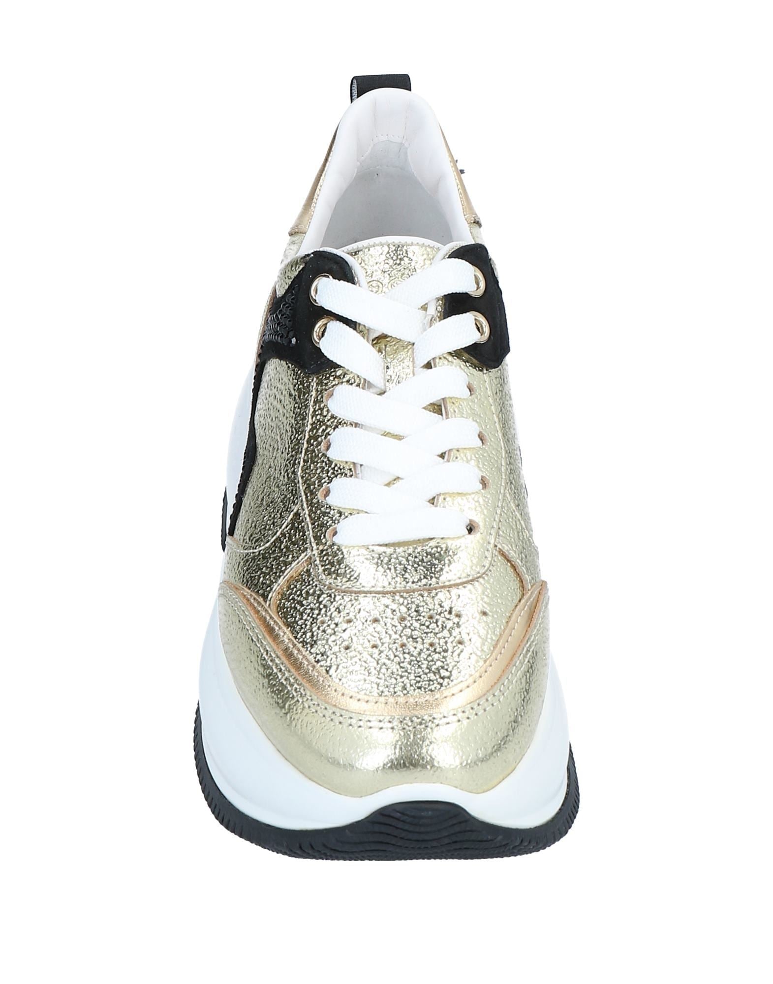 HOGAN Sneakers