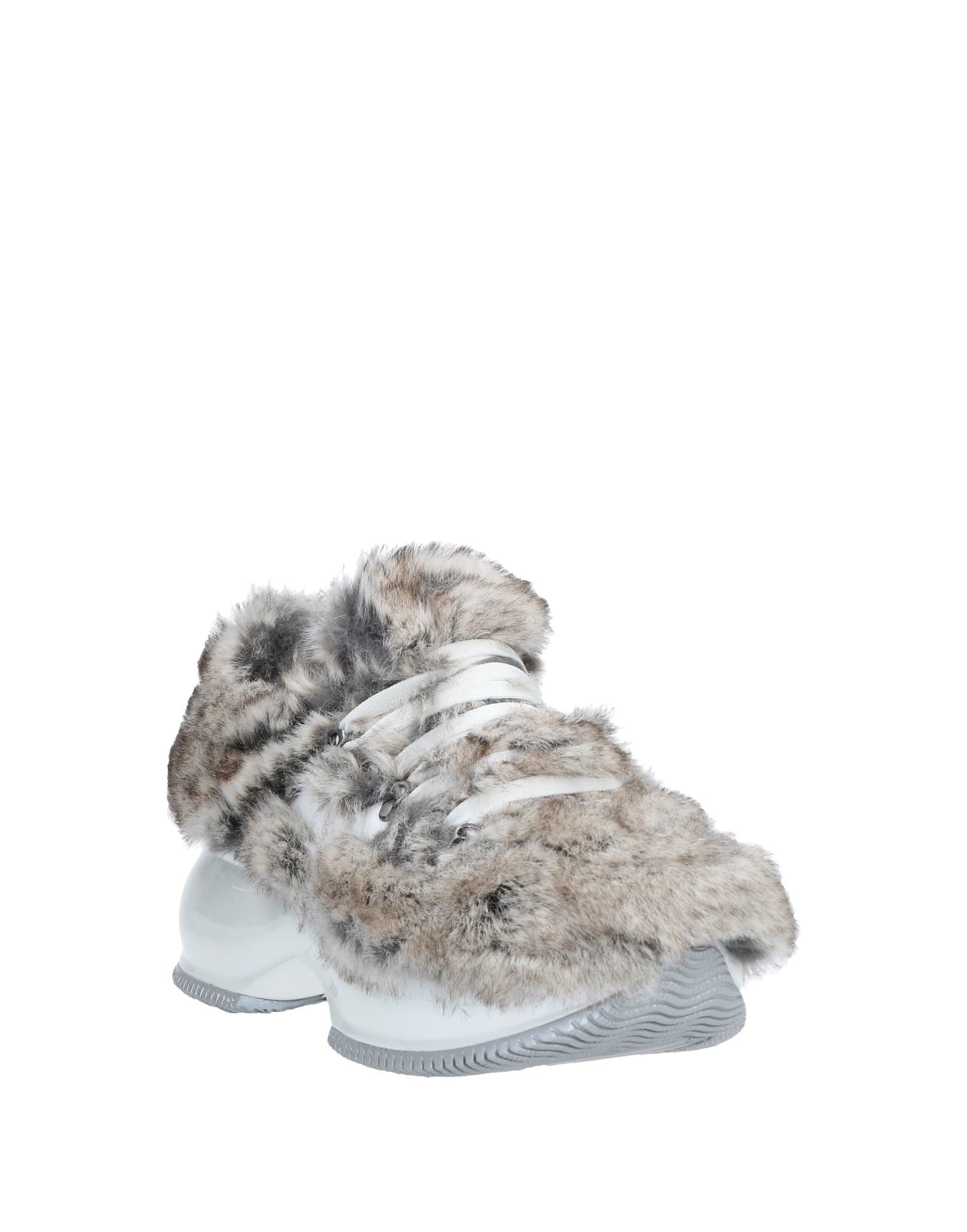 HOGAN Sneakers