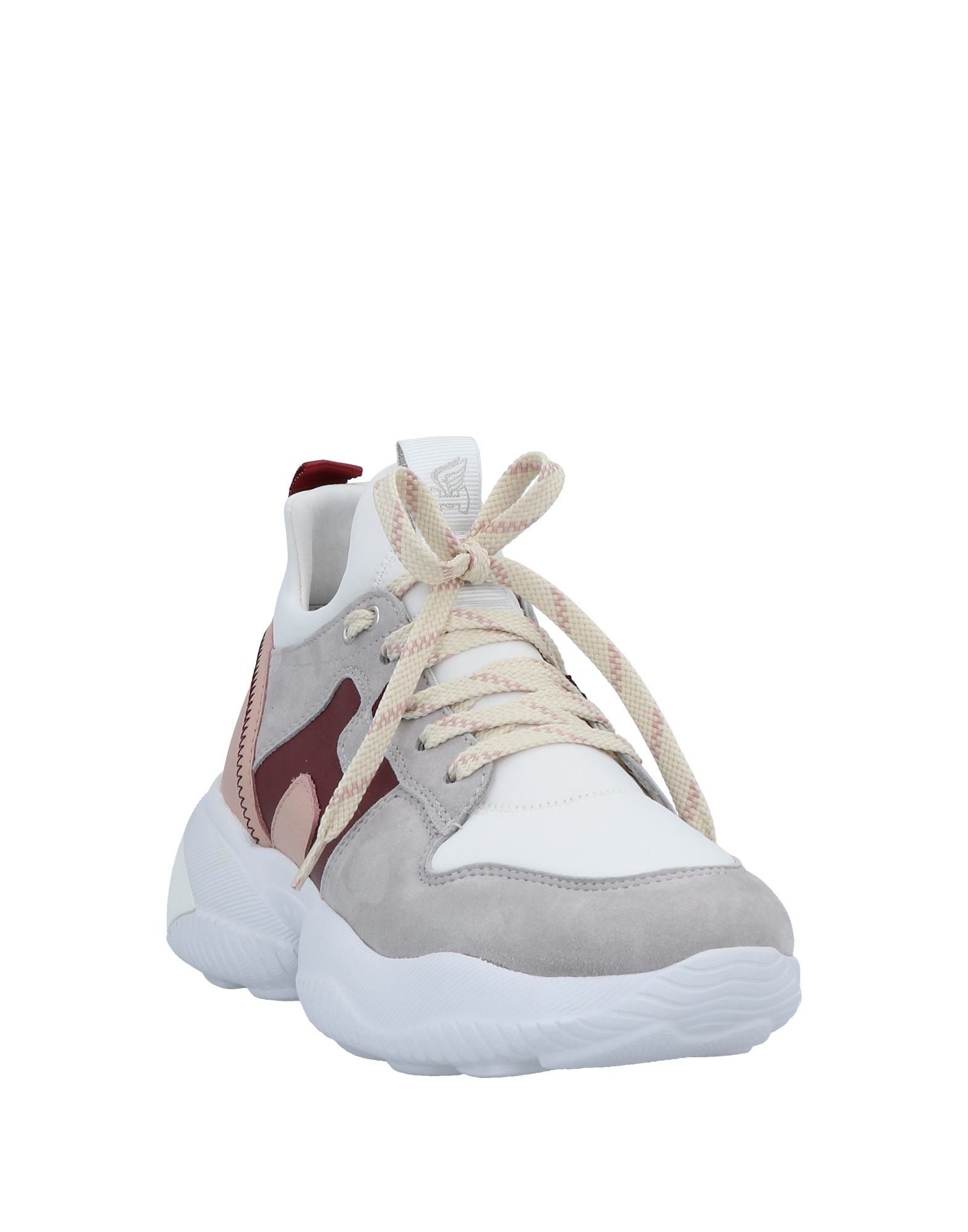 HOGAN Sneakers