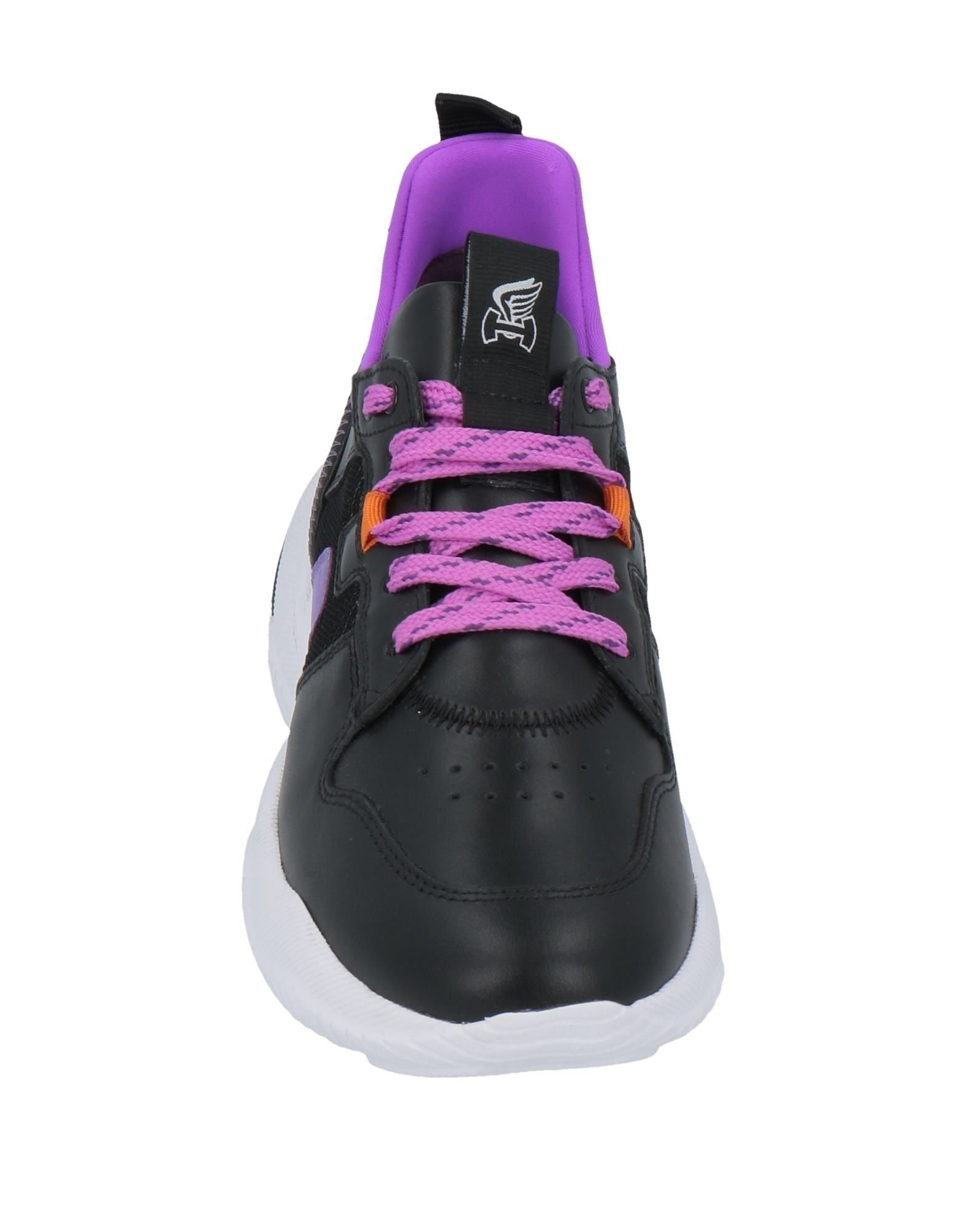 HOGAN Sneakers