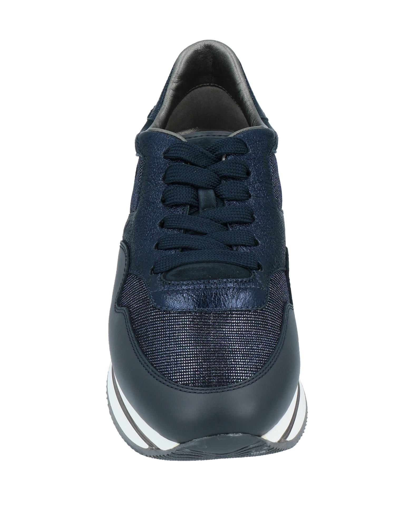 HOGAN Sneakers