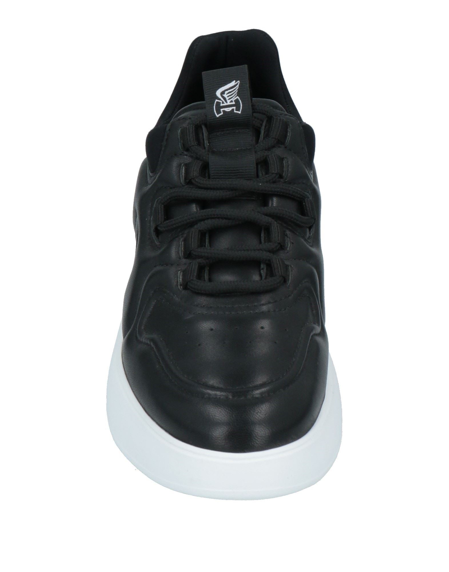 HOGAN Sneakers