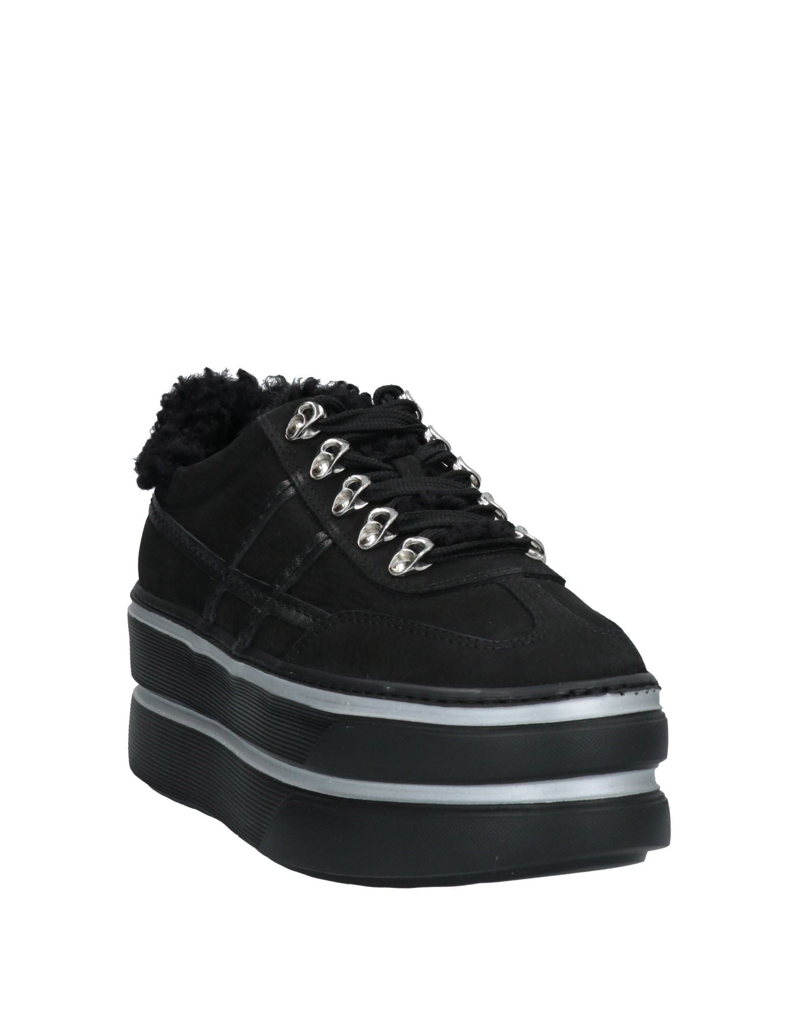 HOGAN Sneakers