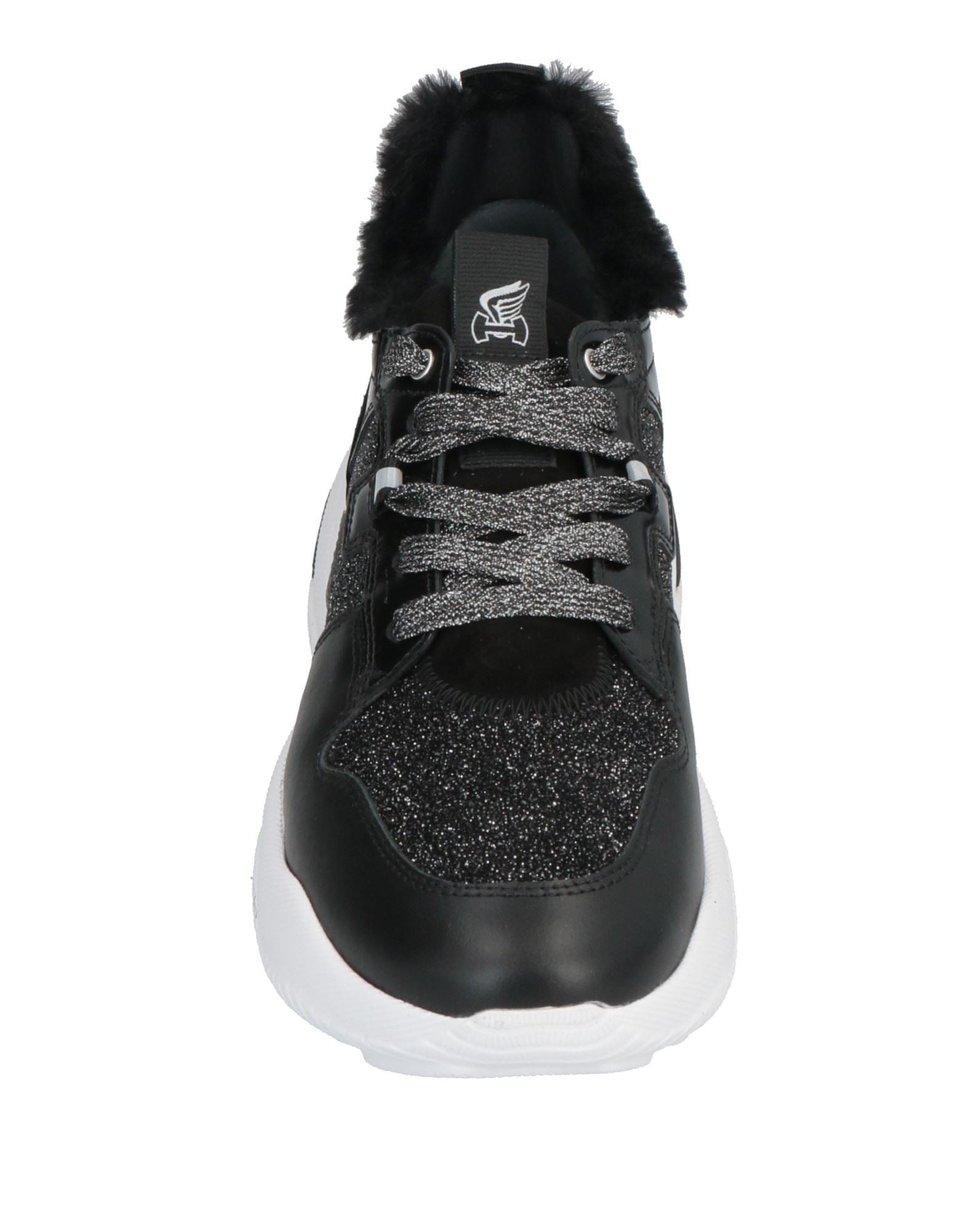 HOGAN Sneakers