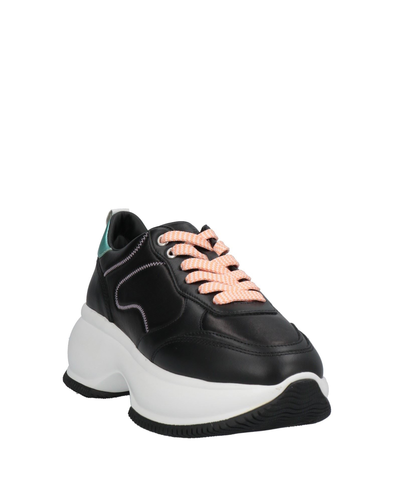 HOGAN Sneakers