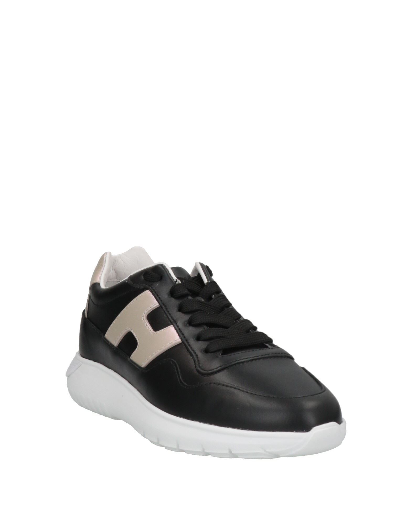 HOGAN Sneakers