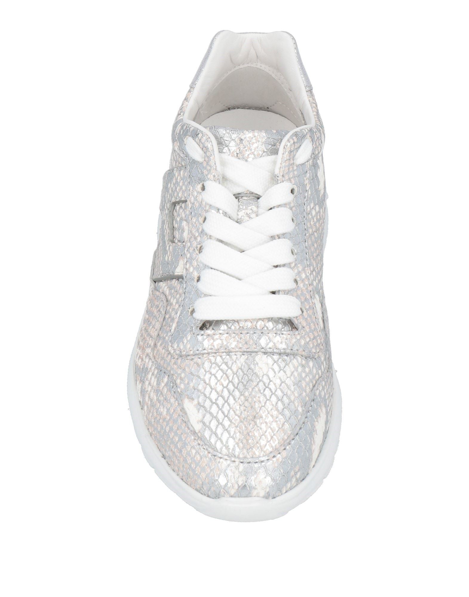 HOGAN Sneakers