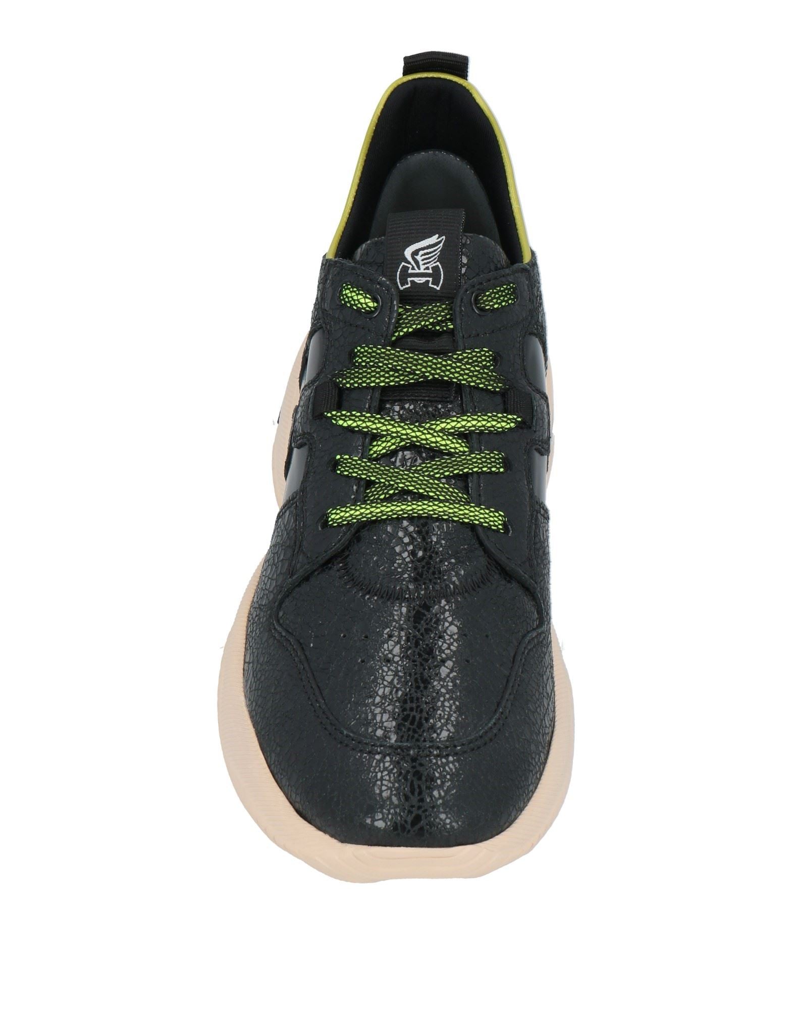 HOGAN Sneakers