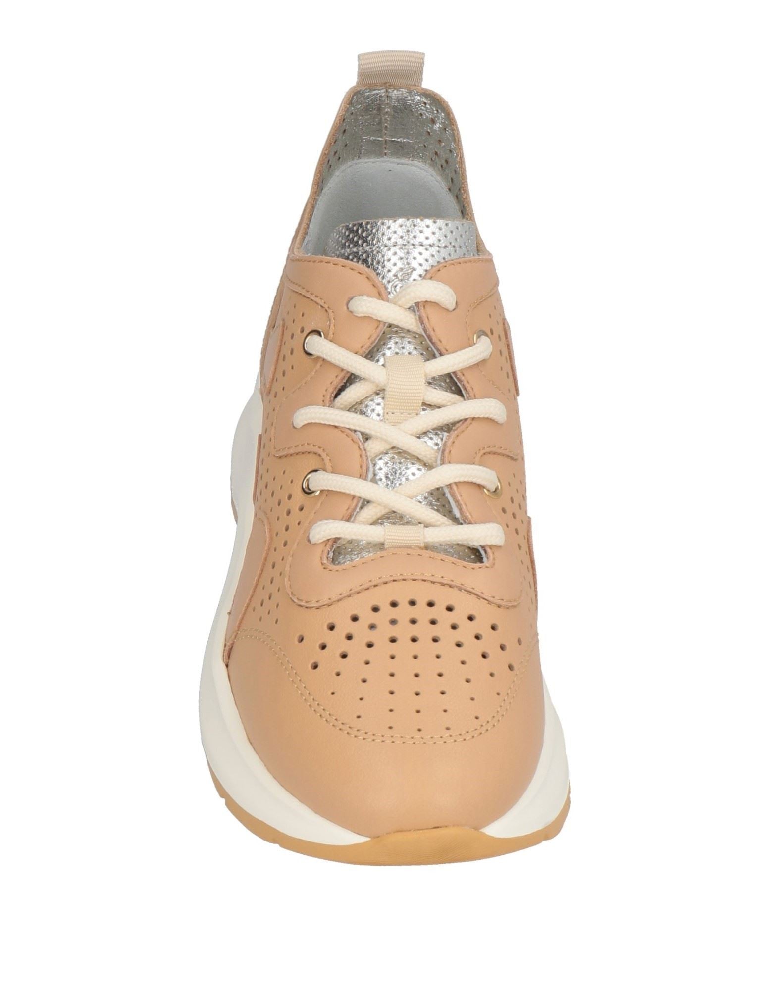 HOGAN Sneakers